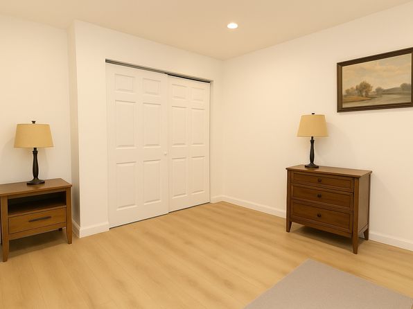 (undisclosed Address)