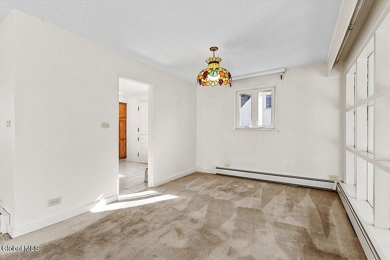 5th image of 10 Pershing Road
