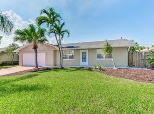 4215 Robert St, Tequesta, FL 33469