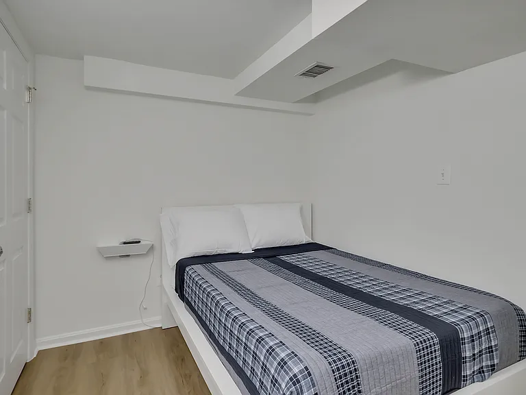 1905 S St NW #3 — Photo 14