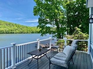 29 Bankside Trl, Sandy Hook, CT 06482
