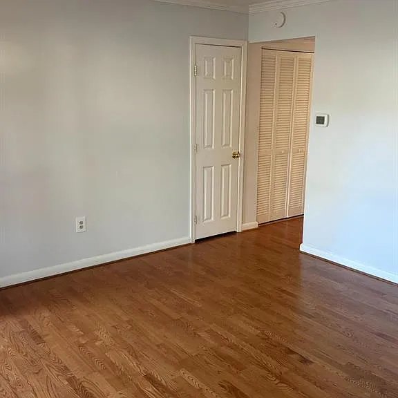 2214 Jensen Pl — Photo 2