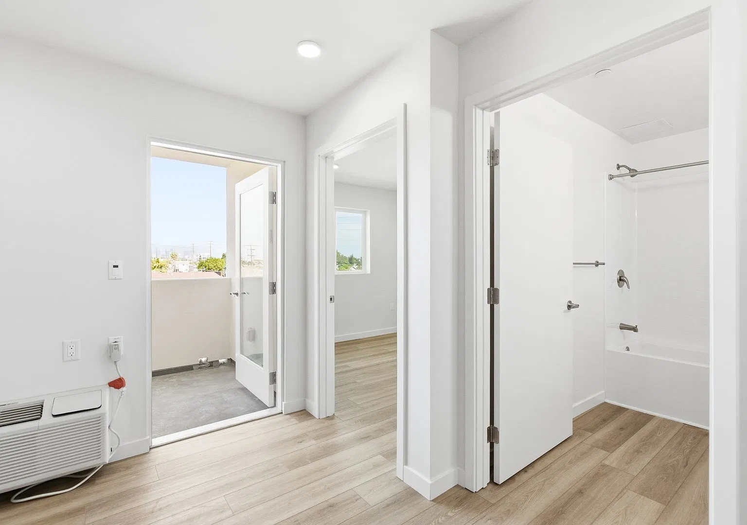 7655 San Pedro Street — Photo 4