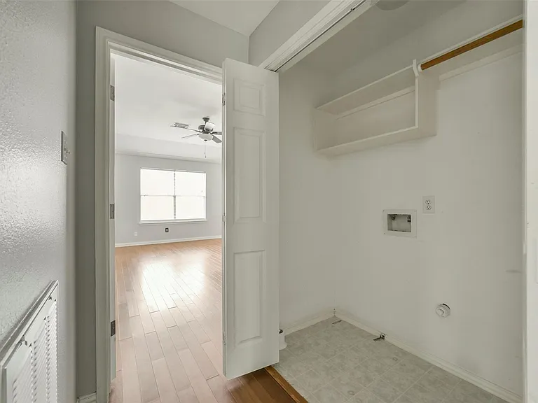 11 Verbena Bend Pl — Photo 26