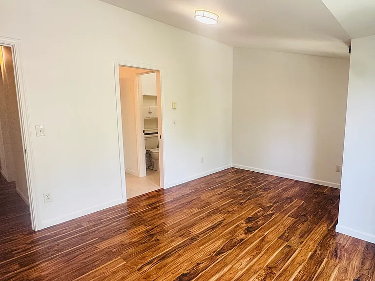 14345 Stone Ave N — Photo 18
