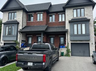 84 Farewell St #3, Oshawa, ON L1H6L6