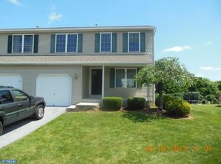 367 Oneida Dr, Sinking Spring, PA 19608