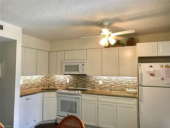 4th image of 1215 Edington Pl APT N1