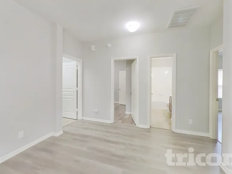 6103 Coleus St — Photo 3