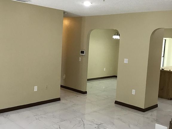 2nd image of 5 Pine Court Dr