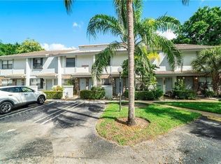 9769 Riverside Dr #71-2, Pompano Beach, FL 33071