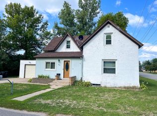 300 5th St SW, Little Falls, MN 56345