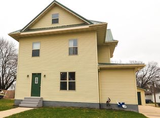 405 S 3rd St, Montezuma, IA 50171