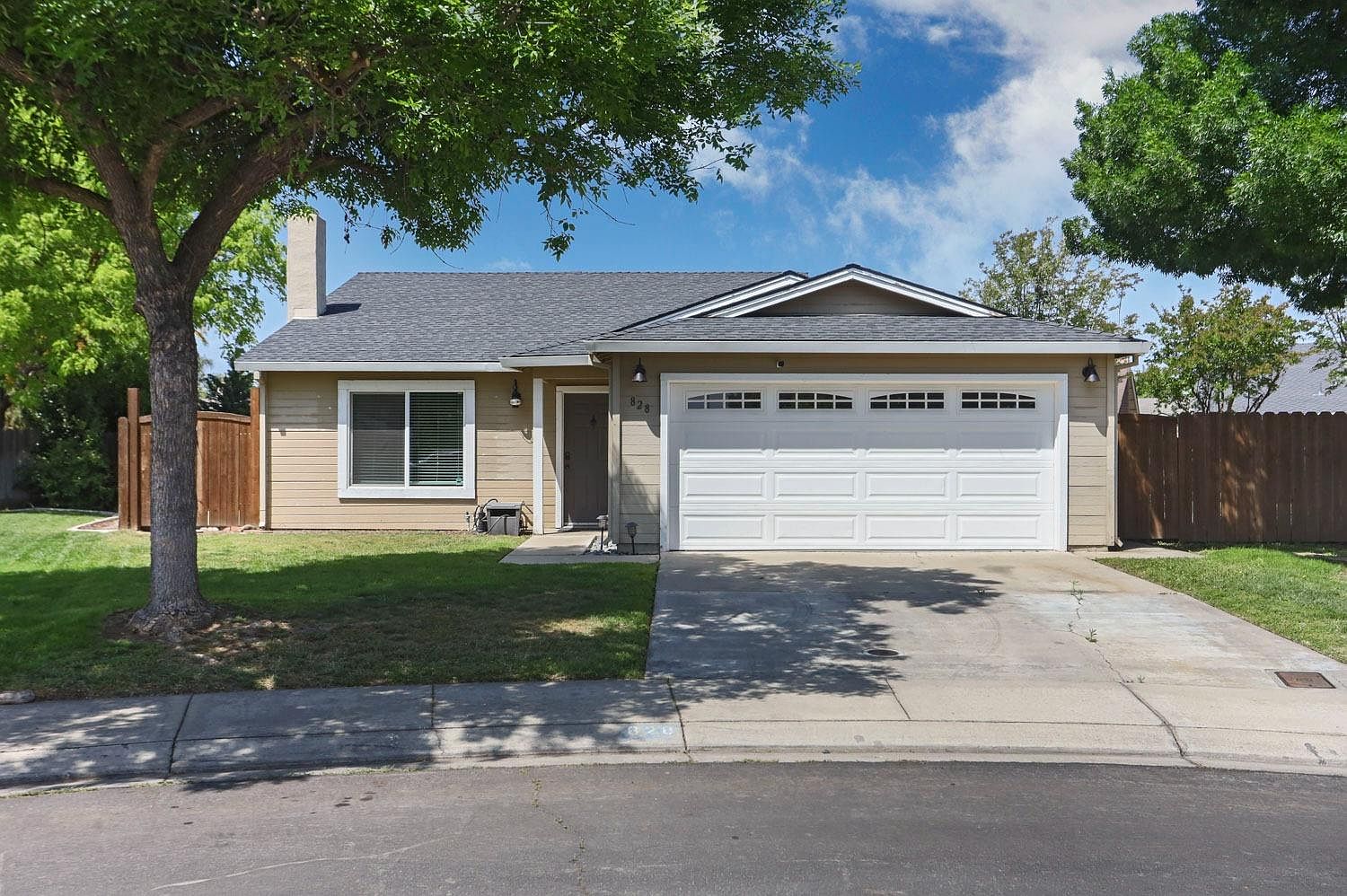 828 Tassajara Ct, Modesto, CA 95358 | Zillow