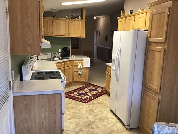 4th image of 3718 N Wisconsin Ave