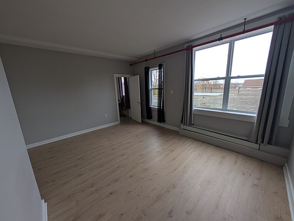 3rd image of 490 Wiley Ave #305
