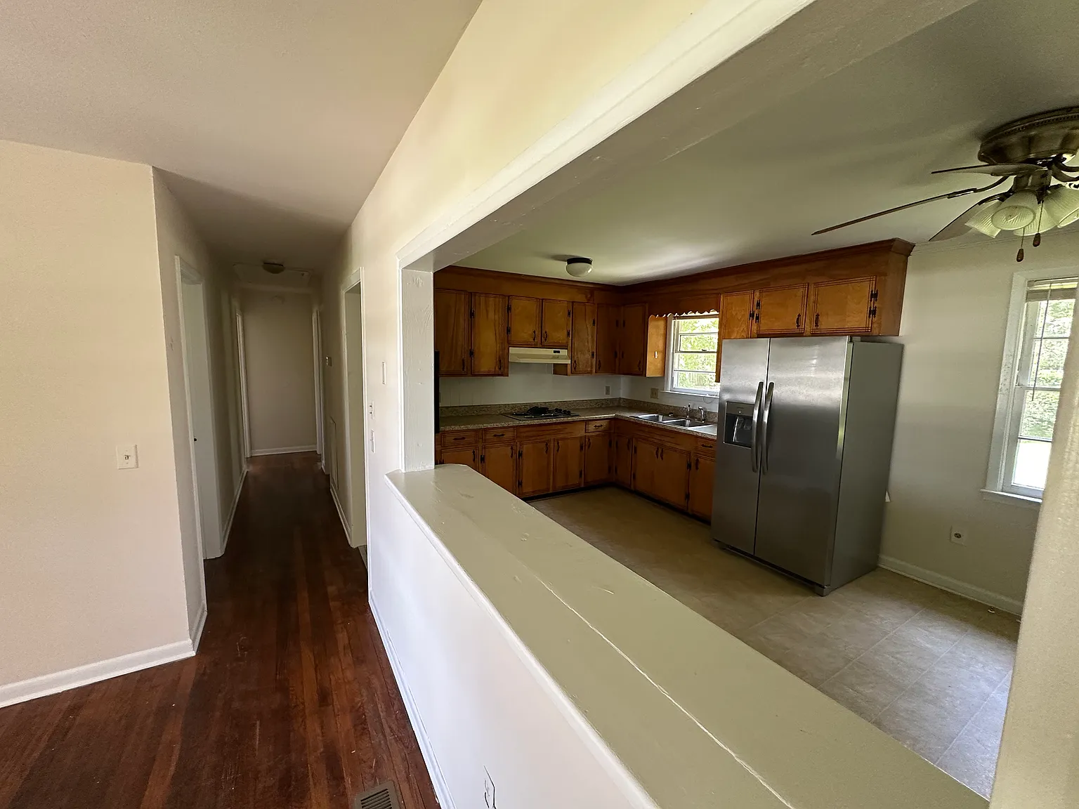3 bed, 900 sqft, $1,850 — Photo 3