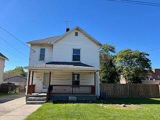 1st image of 859 Davids St