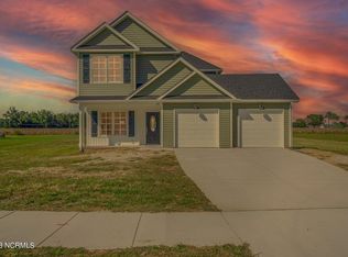 109 Sanderson Ct, Moyock, NC 27958