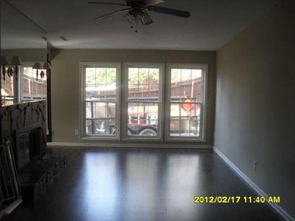 2nd image of 150 Summerfield Dr