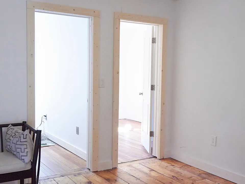 Entrance to the two of the bed to to out of the three bedrooms