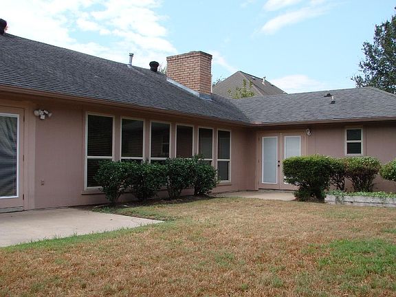 4th image of 22938 Provincial Blvd