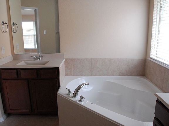 2nd image of 1266 Water Lily Dr