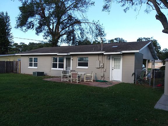 3rd image of 926 Hanover Ave