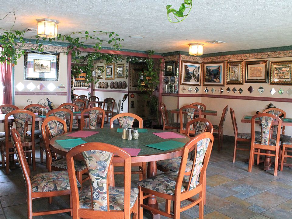 2nd image of 2060 W Penn Pike