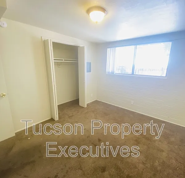 3131 N Treat Ave E — Photo 11