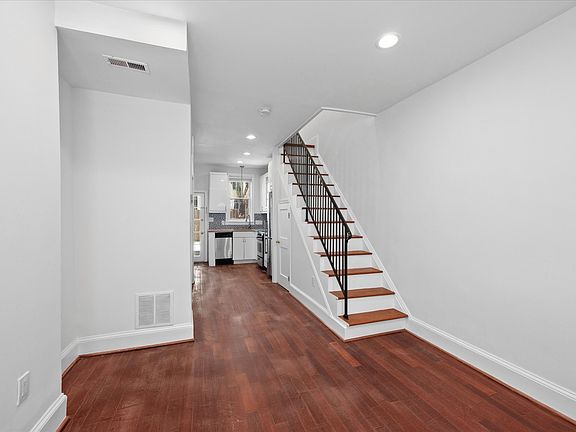 Open Concept Main Level