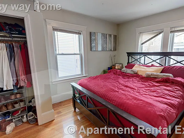 18 Bond St #2 — Photo 11