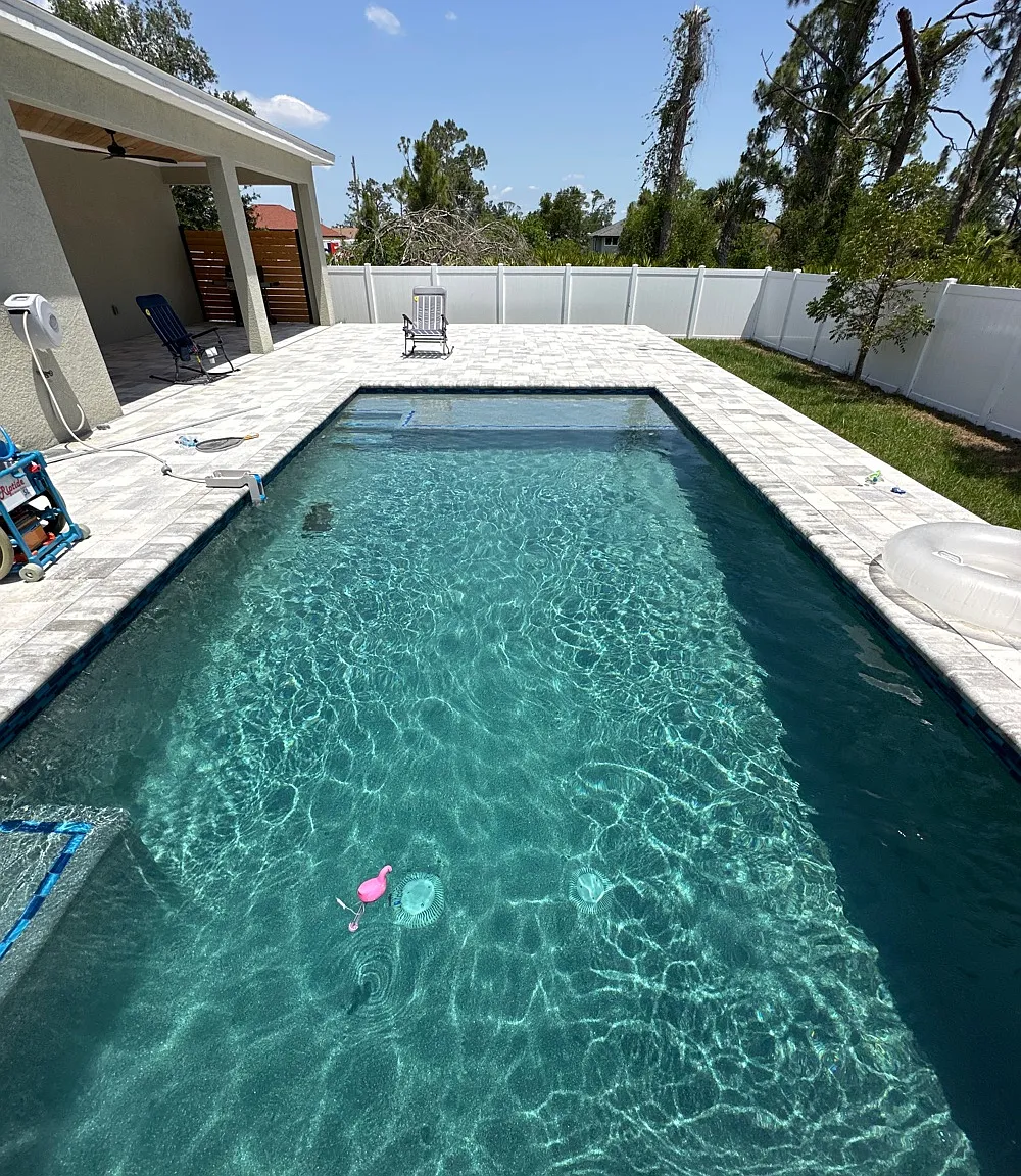 3 bed, 1974 sqft, $2,995 — Photo 3