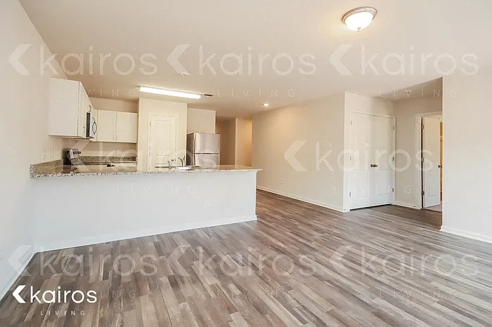 15581 Briar Forest Dr — Photo 5