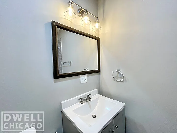 1152 W 17th St #2F — Photo 7