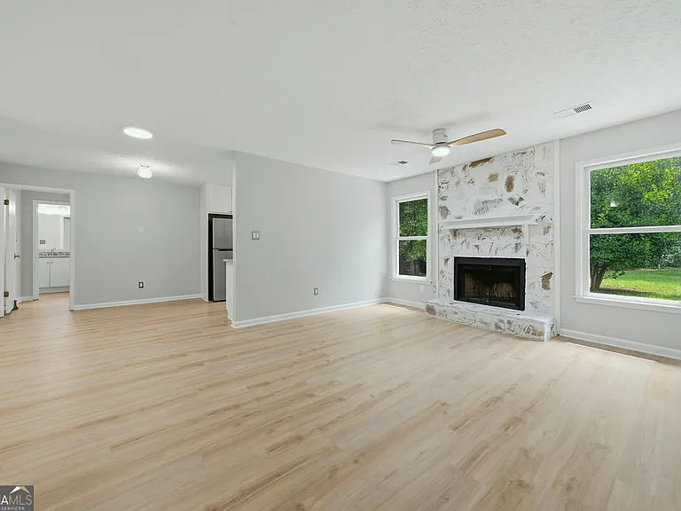 210 Meadow Run — Photo 16