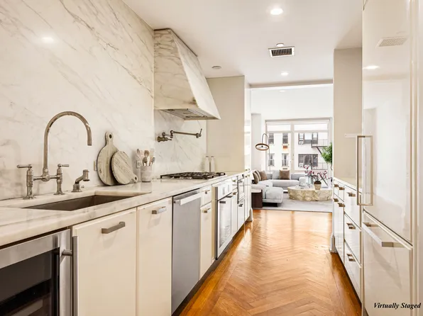 305 East 85th Street 3A image 3 of 8