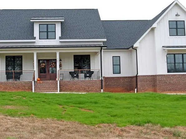 107 Crescent Hill Ln, Rougemont, NC 27572