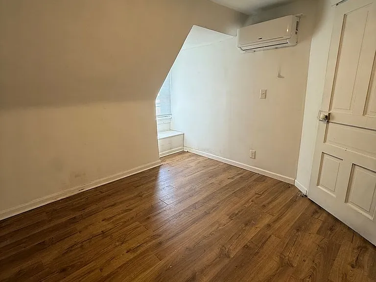 204 Kismet St — Photo 15