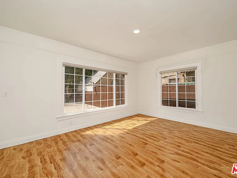 5430 Monroe St #1/2 — Photo 18