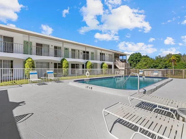 4035 S School Ave APT B3, Sarasota, FL 34231