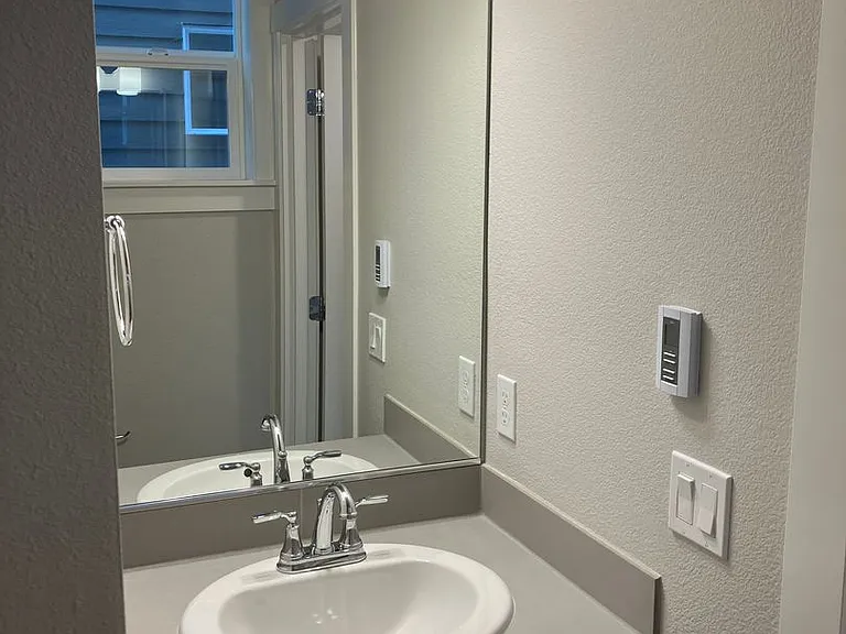 3731 Village Center Dr — Photo 12