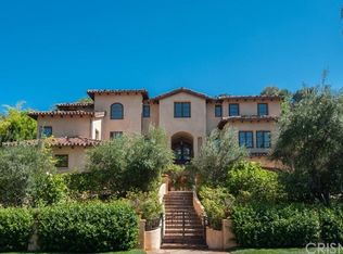 15800 Woodvale Rd, Encino, CA 91436