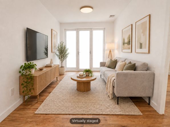 31 Woodbine St #1F