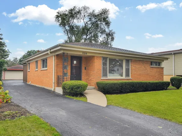 220 N Martha St, Lombard, IL 60148