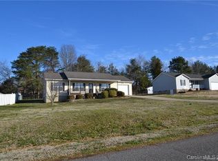 2012 Rocketts Way, Newton, NC 28658