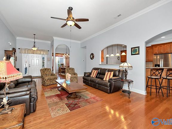 4th image of 120 Burwell Ridge Trl