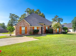1808 Sparrow Rdg, Haughton, LA 71037