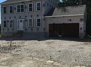 11 Colin Cir, Warren, RI 02885