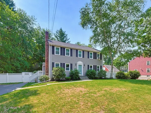 245 Winter St, Mansfield, MA 02048